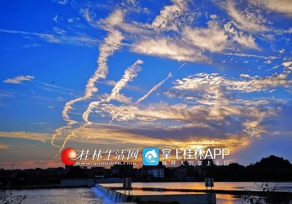 天空彩天下彩資料免費(fèi)，天空彩與天下彩資料大全，免費(fèi)獲取