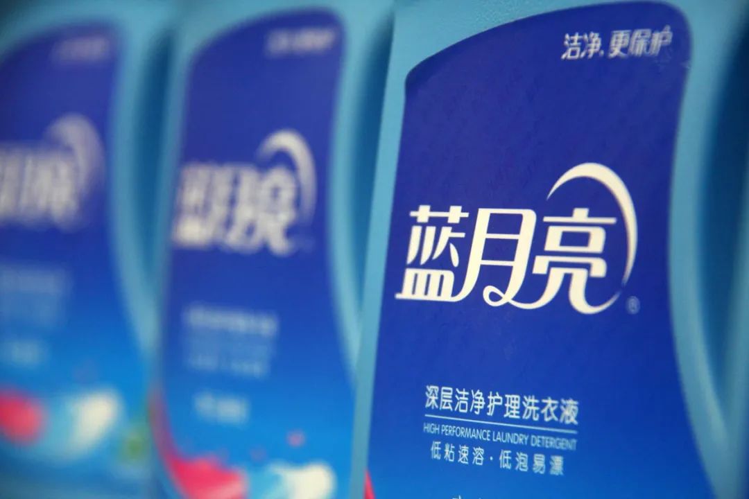 藍(lán)月亮王中王精選資料十蘭句亮必—深度解析，藍(lán)月亮王中王資料深度解析，精選內(nèi)容與蘭句亮點一網(wǎng)打盡